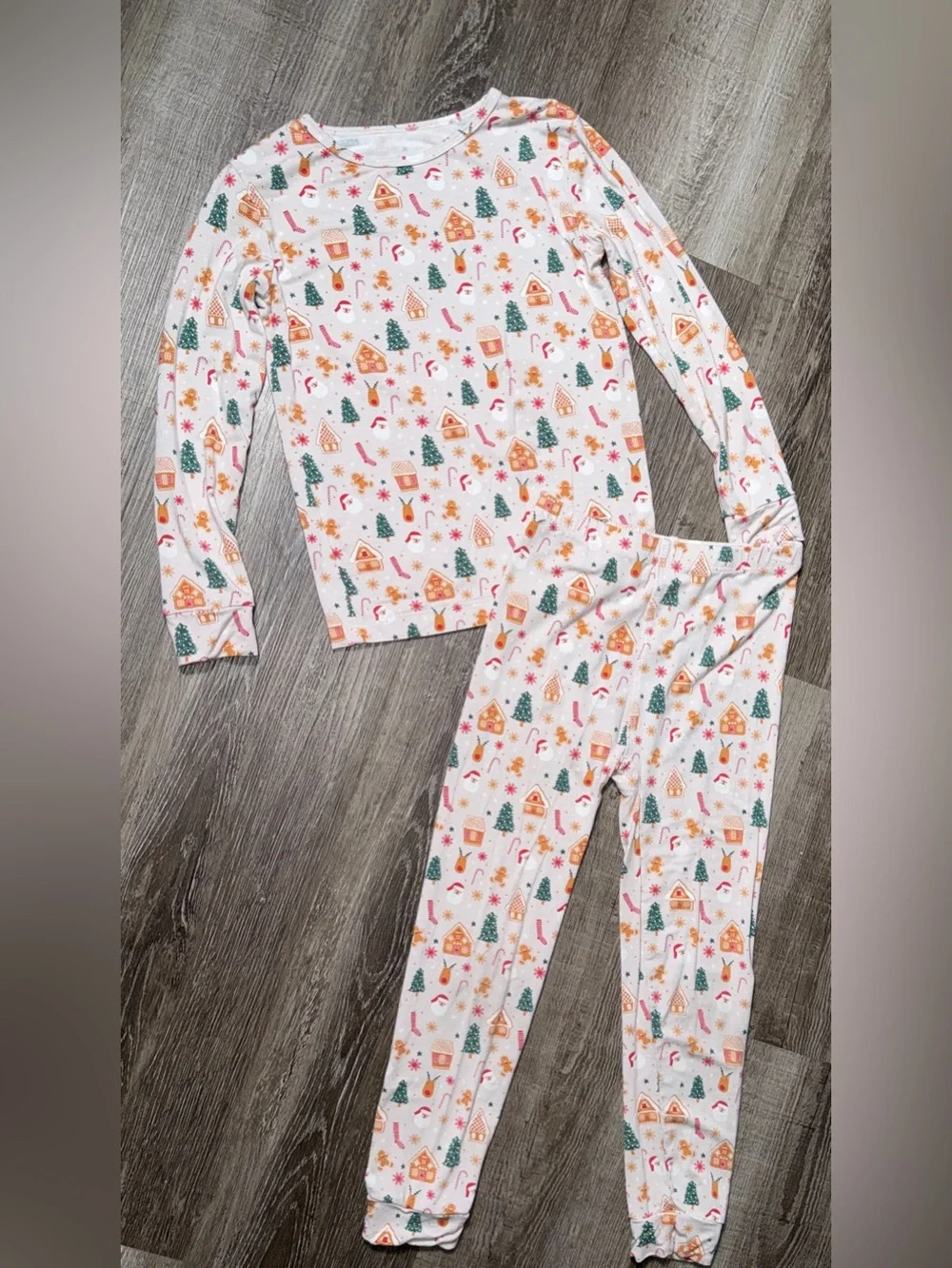 Sweet Bamboo Kids Grey Christmas Santa’s Cookies  Pajama Set- Size 6